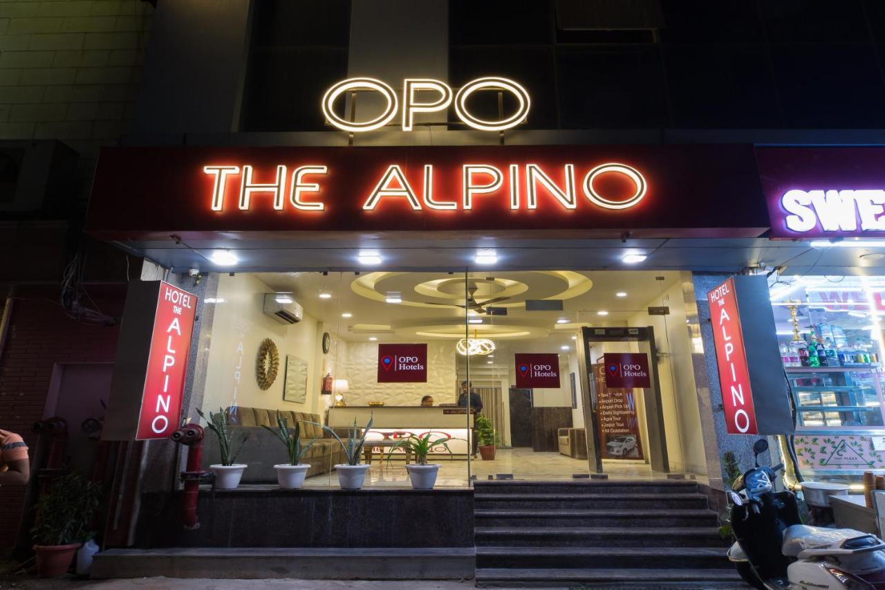 The Alpino Hotel Yeni Delhi Dış mekan fotoğraf