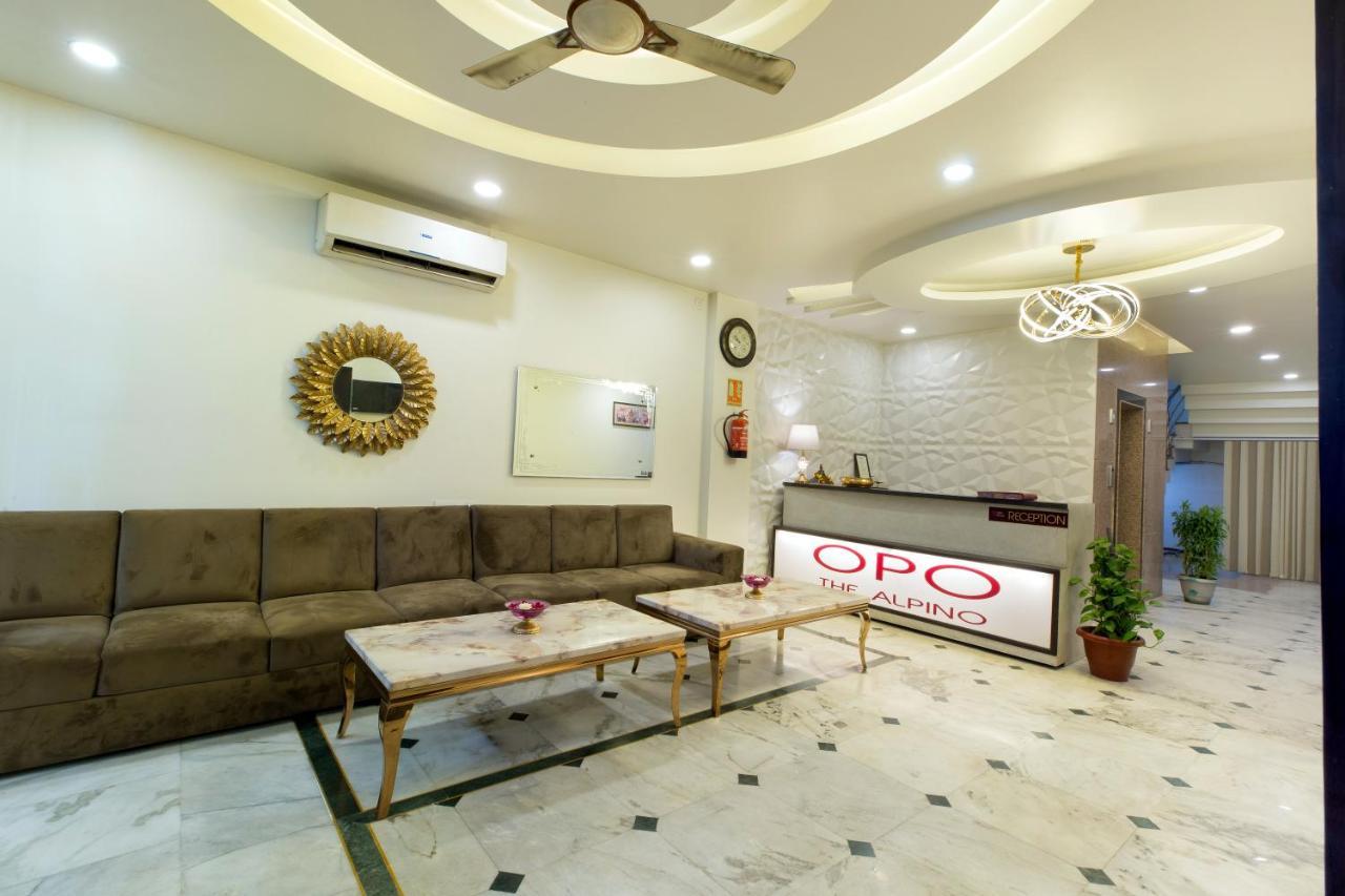 The Alpino Hotel Yeni Delhi Dış mekan fotoğraf